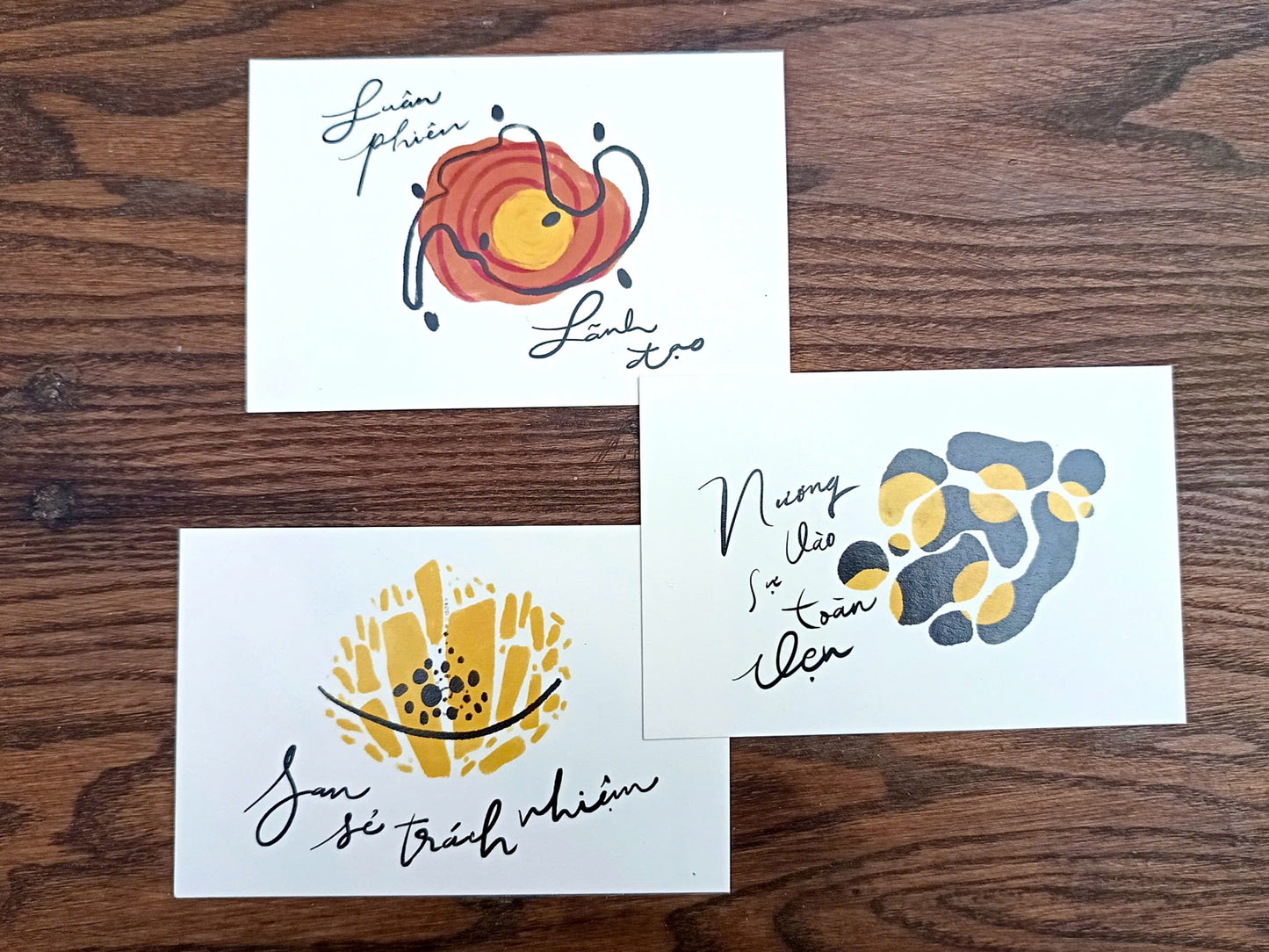 Thiệp vẽ tay Tinh thần Vòng tròn